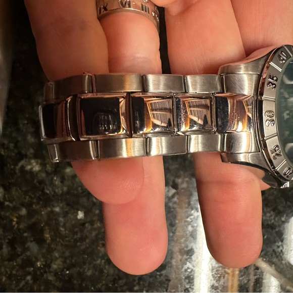 Men’s blue and green Fossil watch. - Picture 7 of 10